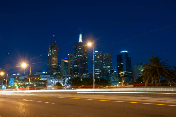 melbourne city night tow