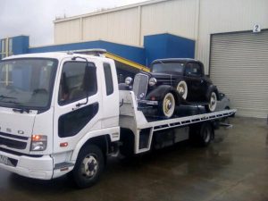 Car towing service catering for vehicles of all sizes in all Melbourne suburbs. 